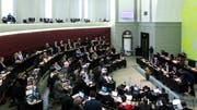 Parlamentarier sollen einen Stellvertreter haben, der bei längeren Absenzen für sie einspringt, fordern die Linken. (Bild: KEYSTONE/Alexandra Wey)