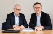 Sind sich handelseinig: Wälli-Verwaltungsratspräsident Jürg Pinkwasser (links) und IPG-Keller-Inhaber Rainer Keller. (Bild: PD)