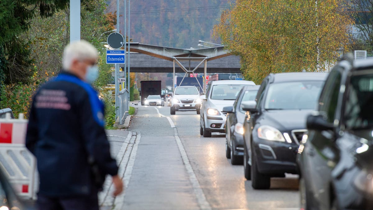 Corona-Massnahmen: Darf man über Weihnachten die Verwandten in Vorarlberg besuchen? Antworten ...