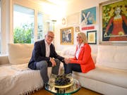 Im Bild ist Gallivater 2020, Hugo Herzog mit seiner Frau Lucette Oggier Herzog in ihrem Wohnzimmer. (Bild: Roger Grütter, Kriens, 20. Oktober 2019)