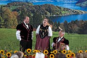 Jodelleute präsentieren ihr Wettbewerbsstück am Jodlerfest. (Bild: Dominik Wunderli, Horw, 29. Juni 2019)