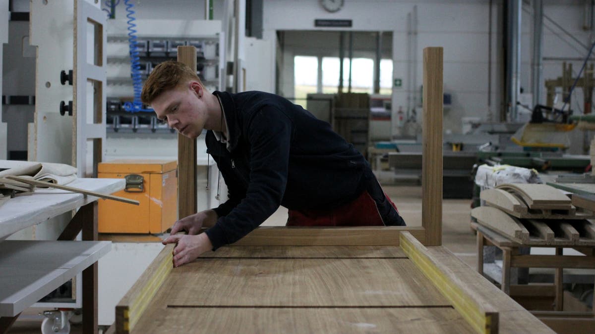 Holz, Handwerk und Hightech Lehrlinge der Schreinerei