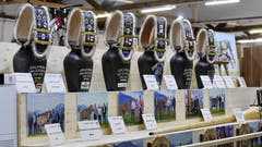 Präsentation des Gabentempels des Eidgenössischen Schwing- und Älplerfests in Zug. (Bild: Keystone/Walter Bieri, 9. August 2019)