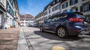 Die Freie Strasse in Frauenfeld. Noch erfüllt sie die gestalterischen Anforderungen an eine Begegnungszone nicht, denn Trottoir und Strasse liegen auf verschiedenen Niveaus. (Bild: Reto Martin)