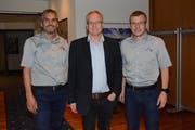 Verwaltungsratspräsident Rudenz Egli (Mitte) mit den RWT-Geschäftsführern René Rüttimann (links) und Reto Rüesch. (Bild: Beat Lanzendorfer)