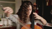 Junge Musikerinnen und Musiker aus der Region Naher Osten perfektionieren an der Akademie ihre Fähigkeiten. (Bild: Jenseits der Musik/Filmstill)