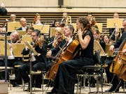Das Tonhalle-Zürich Orchester während einer Probe, dirigiert von Chefdirigent Lionel Bringuier im August 2017 in der Tonhalle Maag in Zürich. (Bild:Christian Beutler/Keystone)