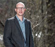 Ruedi Baumgartner freut sich auf mehr Arbeit im Freien. (Bild: Pius Amrein, Stans, 28. März 2019))
