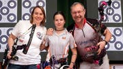 Ramona Baumgartner, Suwanee Klausnitzer und Urs Wittwer betreiben ihr Hobby mit Leidenschaft. (Bilder: Andreas Taverner)