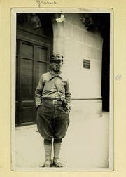 Edi Gmür in der Uniform der Milizsoldaten. (Bild: Bundesarchiv Bern)