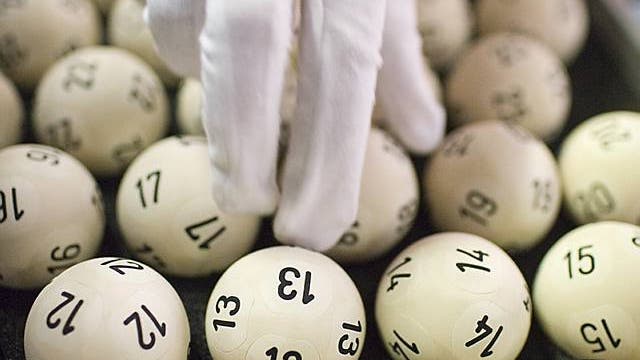 Sowohl dienstags als auch freitags werden in der französischen hauptstadt paris die euromillions. 46-Millionen-Jackpot: Darum wird die Schweizer Lotto ...