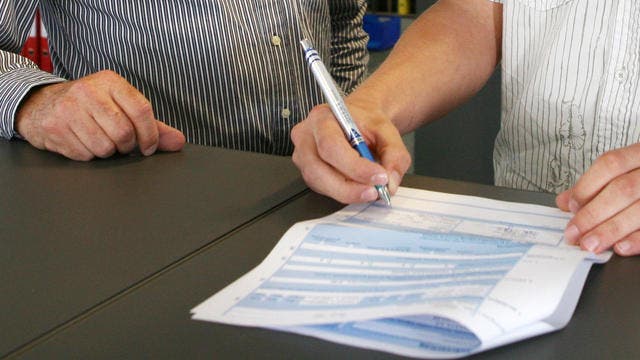 Lehrzeitende: Wie behalte ich den Versicherungsschutz ...