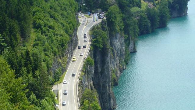 Axenstrasse während vier Nächten gesperrt | Luzerner Zeitung