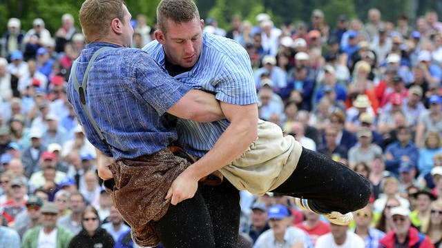 SCHWINGEN: Der Schlussgang auf dem Stoos im Video ...