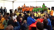 Die Kinder singen für die Gäste an der Einweihungsfeier. (Bild: PD)