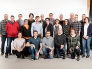 21 der 27 Kandidaten der Liste 9 posieren für das Gruppenfoto. (Bilder: PD)