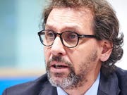 Eugenio Ambrosi (56) ist Regionaldirektor der UN-angegliederten Internationalen Organisation für Migration (IOM) in Brüssel und zuständig für die EU, Norwegen und die Schweiz. Ambrosi ist italienischer Staatsbürger und ausgebildeter Jurist.