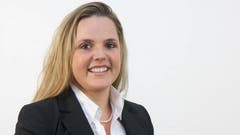 Die junge Sozialhilfe-Expertin Martina Bircher ist eine von fünf SVP-Frauen, die den Sprung nach Bern anstreben. Mit intakten Chancen angesichts gleich vier SVP-Rücktritten. (Bild: Aargauer Zeitung)