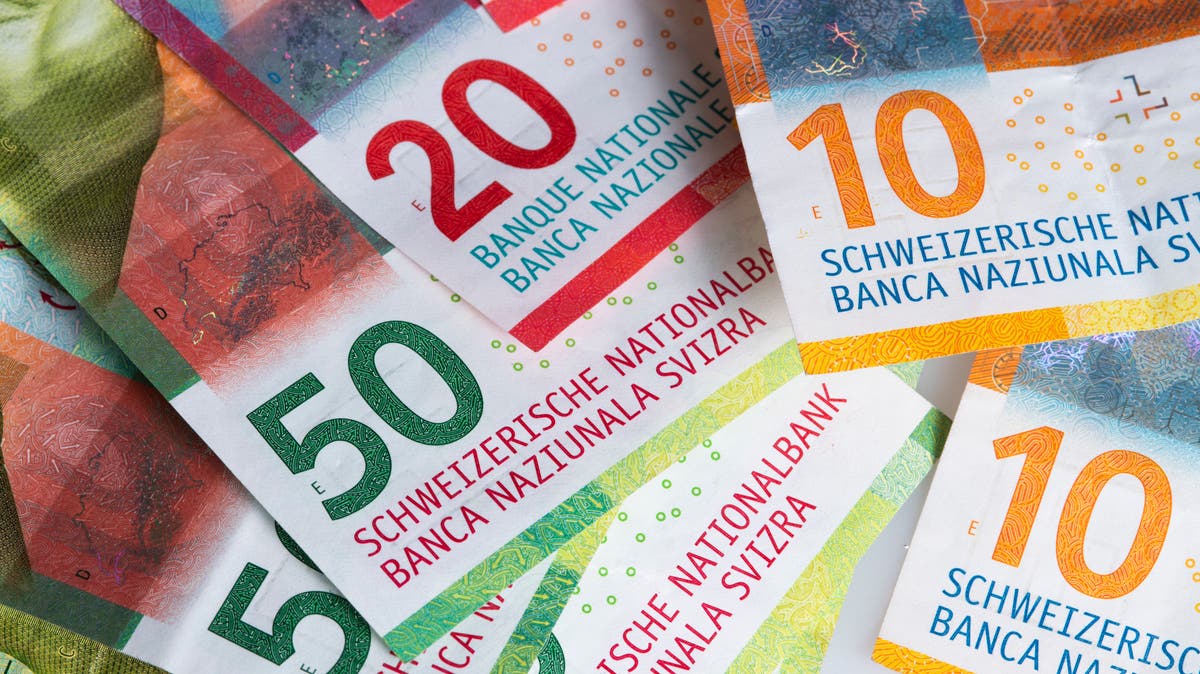 Negativzinsen Schweizer Sparer Geraten Starker Unter Druck