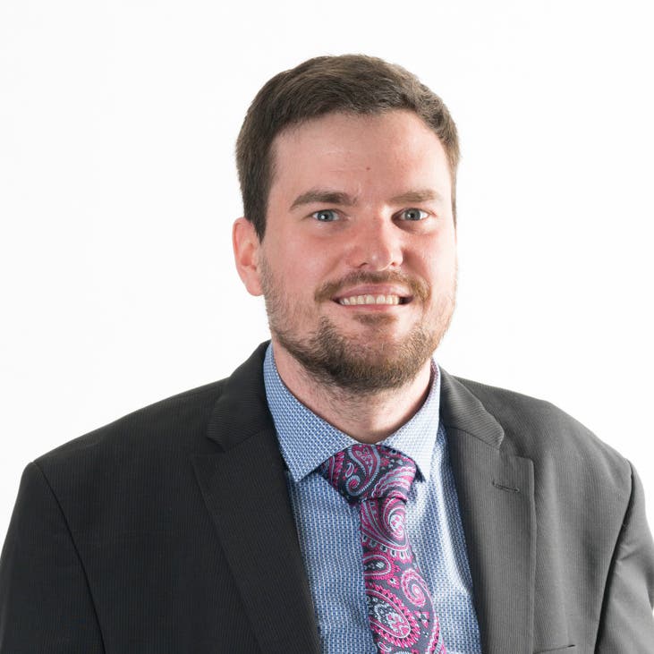 Simon Langhart, Romanshorn, Informatiker, B. Theologie, 1992. Motivation: «Ich engagiere mich beruflich und politisch als Brückenbauer.»