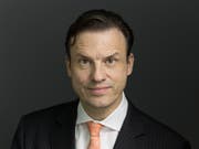 Swiss-Life-CEO Patrick Frost gehört zu den Managern von Schweizer Grosskonzernen, die 2017 einen Lohnrückgang hinnehmen mussten. (Bild: Gaetan Bally/Keystone (14. März 2017)
