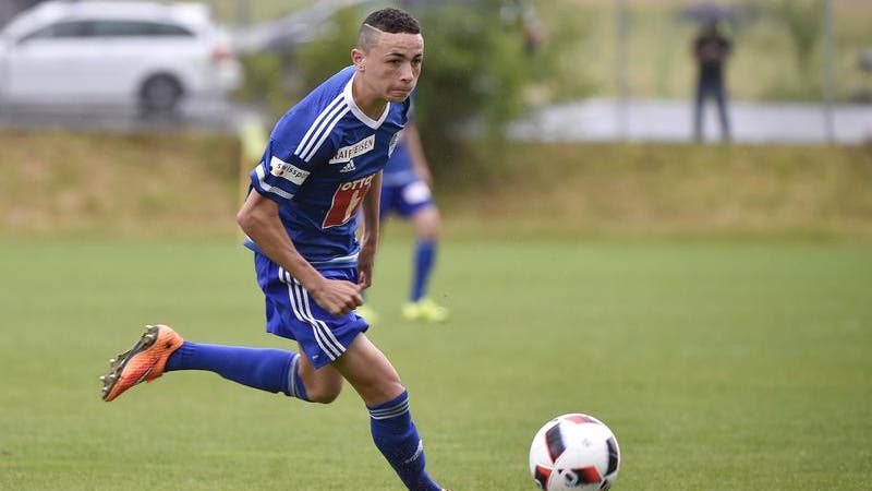FUSSBALL: Ruben Vargas verlängert bis 2021 - Stefan Wolf ...