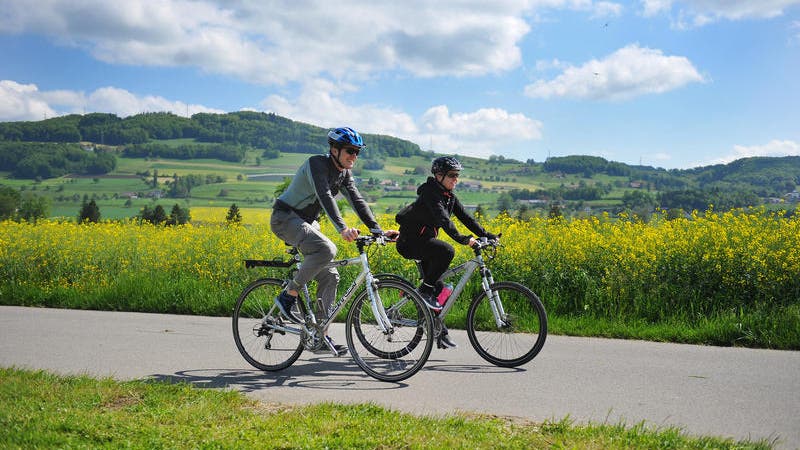 2 fahrräder gleichzeitig fahren