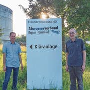 Der neue Ara-Betriebsleiter David Zimmerli und sein langjähriger Vorgänger Bernhard Scheiwiller. (Bild: PD)
