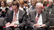 Roger Köppel will die SVP Zürich nicht übernehmen. Christoph Blocher schweigt. (Bild: Keystone)
