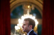 Der französische Präsident Emmanuel Macron kommt wegen seiner Ausgaben unter Beschuss. Bild: Christian Hartmann/EPA (Paris, 28. April 2018)