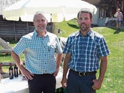 Die Bannwarte der Alpgenossenschaft Steinalp, Bruno Lussi (links) und Heinz Amstad, organisierten den diesjährigen Alpausflug. (Bild: PD)