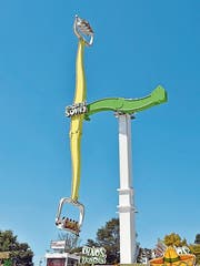 Das 42 Meter hohe «Chaos Pendel» garantiert einen gehörigen Adrenalinschub und ist erstmals an der Määs.Bild: PD