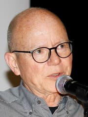 Schulpräsident Jörg Sorg führte durch die Gemeindeversammlung. (Bild: Dieter Ritter)