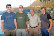 Der erste Vorstand (von links): Silvan Baumgartner, Balz Ambauen, Präsident Bruno Zieri und Sven Lussi. (Bild: Richard Greuter (Beckenried, 27. Juli 2018))
