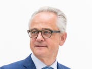 Der CEO der Zuger Kantonalbank, Pascal Niquille, freut sich. (Bild: Roger Gruetter)