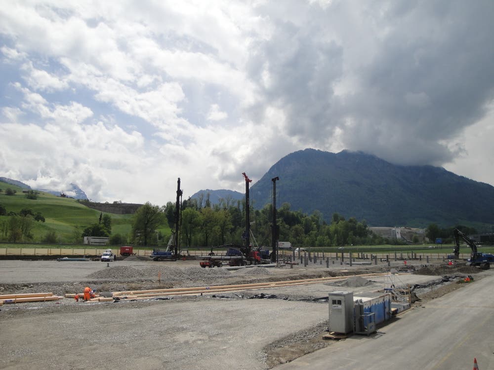 Start der Pfählungsarbeiten am 4. Mai 2018. (Bild: PD)