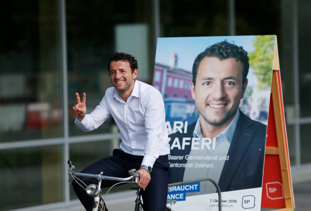 Auch in Baar wurde gewählt: Zari Dzaferi von der SP hat die Wahl in den Gemeinderat geschafft. (Bild: Stefan Kaiser (Zug, 7.Oktober 2018))