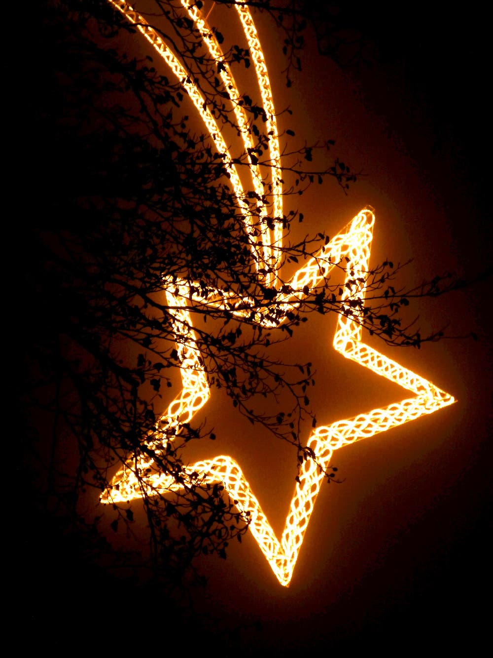 Licht im Dunkeln (Bild: Josef Lustenberger (Escholzmatt, 1. Dezember 2018))