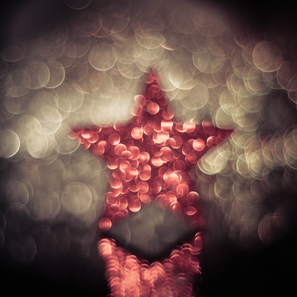 Ein glitzernder Weihnachtsstern. (Petra Jung (Hämikon, 22. Dezember 2018))