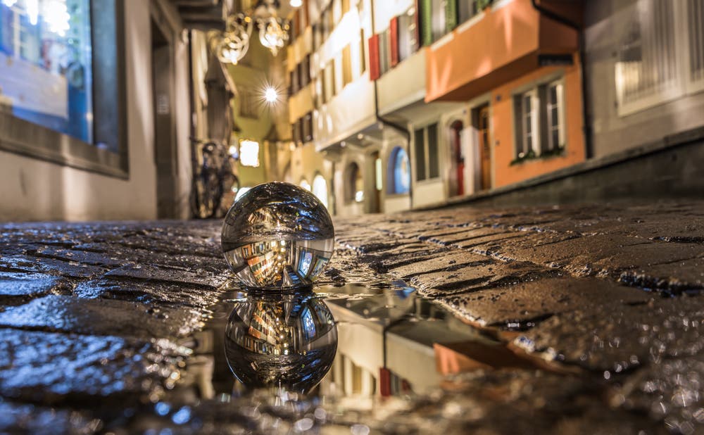 Weihnachtsstimmung in der Zuger Altstadt (Bild: Daniel Hegglin (Zug, 23. Dezember 2018))