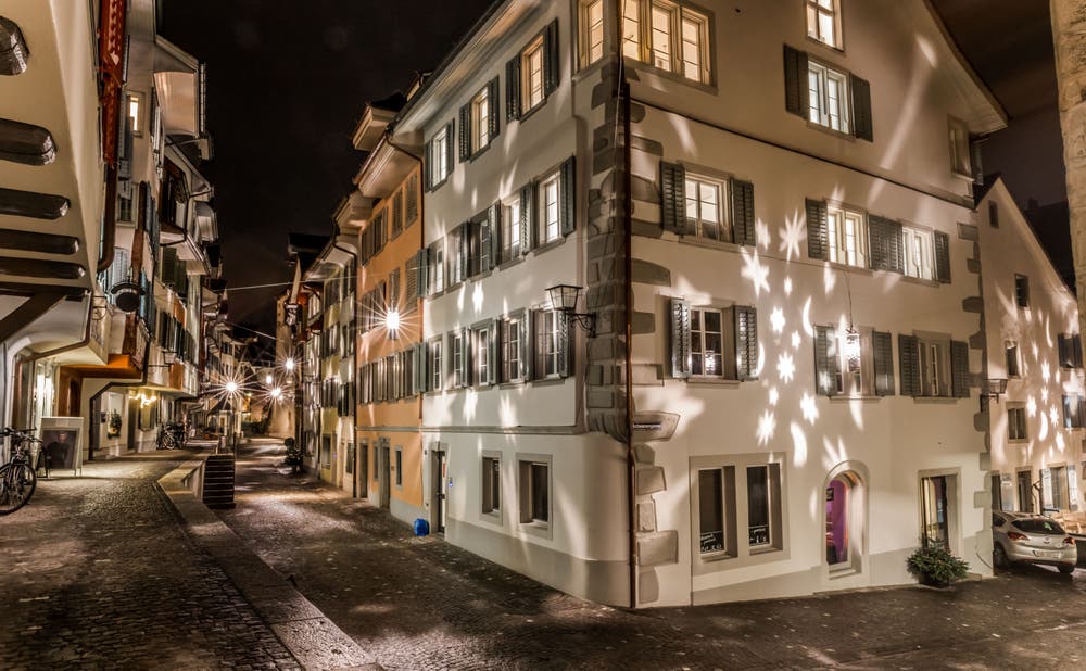 Weihnachtsbeleuchtung Zuger Altstadt. (Bild: Daniel Hegglin (Zug, 3. Dezember 2018))