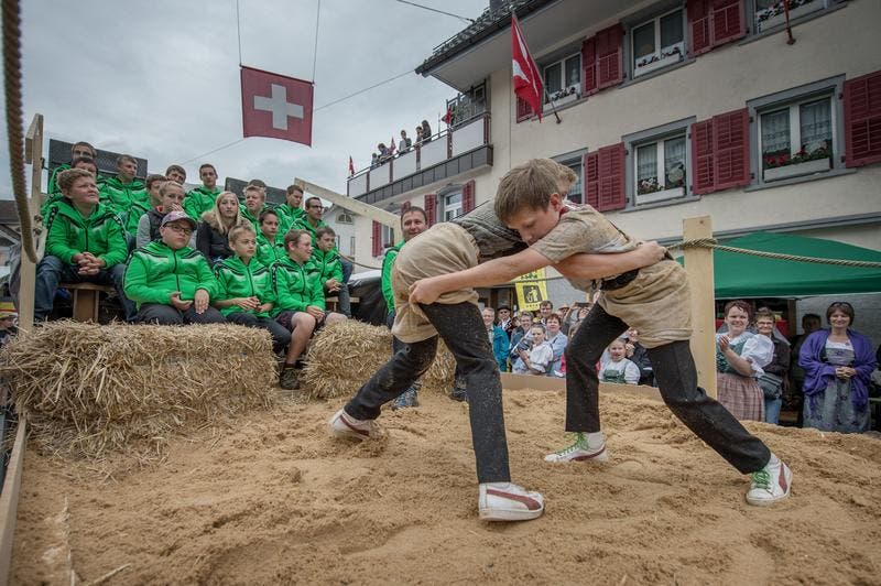 Der Nachwuchs des Entlebucher Schwingerverbands. (Bild: Pius Amrein / Neue LZ)