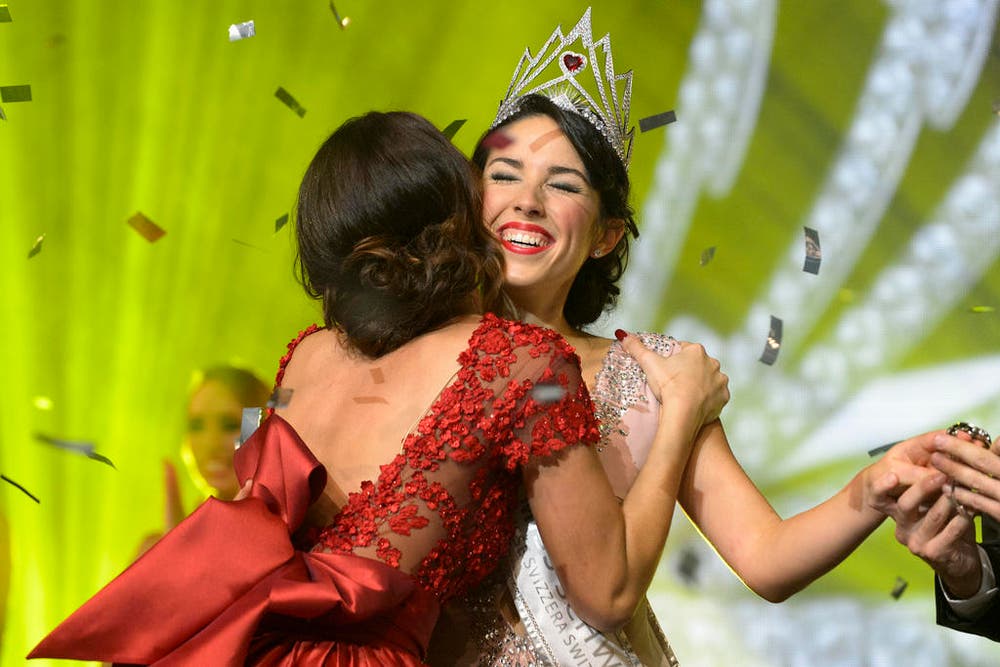 Lauriane Sallin ist die neue Miss Schweiz (Bild: Keystone / Anthony Anex)