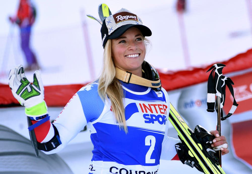 Die Unwiderstehliche Lara Gut: Gut gewinnt die Abfahrt und die Kombination in Val d'Isère, wird im Riesenslalom von Courchevel Zweite und siegt im letzten Weltcup-Riesenslalom des Jahres in Lienz. Gut holt damit an einem Wochenende 280 Punkte und führt die Weltrangliste deutlich an (28. Dezember). (Bild: EPA / Pier Marco Tacca)