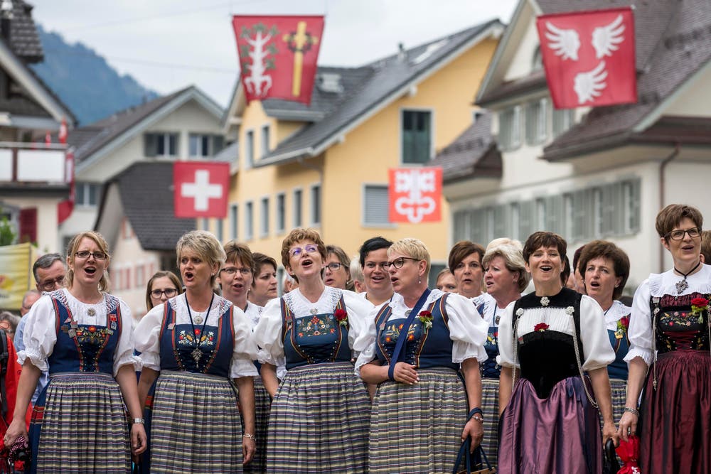 Das Heimatchoerli aus Luzern. (Bild: Alexandra Wey/Keystone)