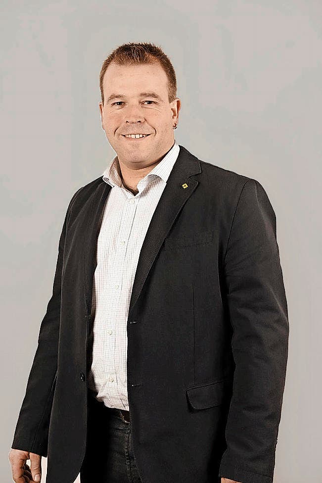 Christian Arnold SVP 1977 Meisterlandwirt seit 2012 (Bild: zvg)