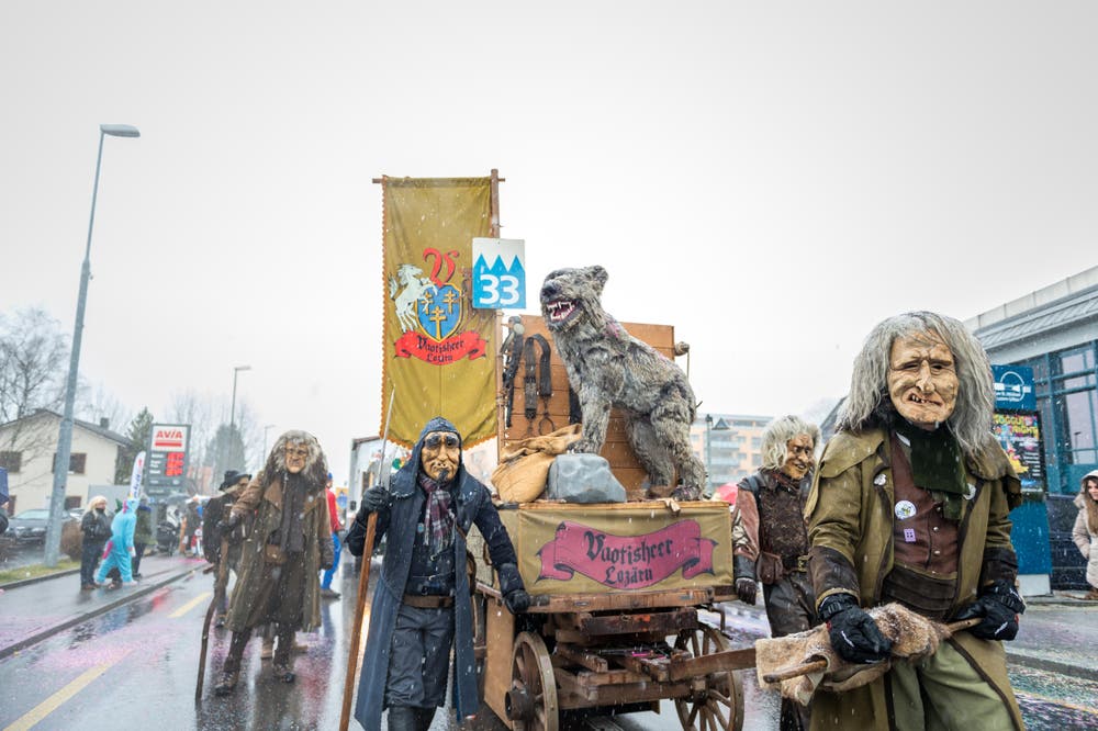 Vuotisheer Lozärn mit dem Motto «Sagengestalten». (Bild: Roger Grütter (Littau, 11. Februar 2018))