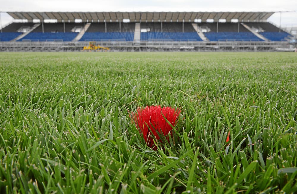 Genau auf diesem Punkt ist das Zentrum der Arena – hier wird der Schwingerkönig gekürt. (Bild: Swiss Image / Andy Mettler)