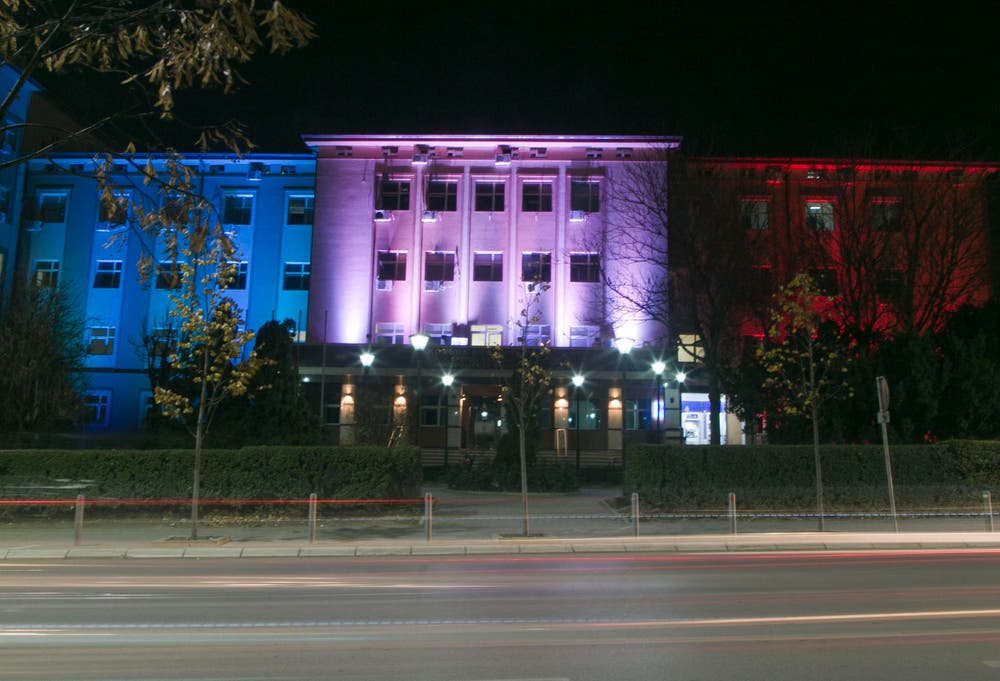 Das Verwaltungsgebäude in Pristina. (Bild: Ap Photo/Visar Kryeziu)