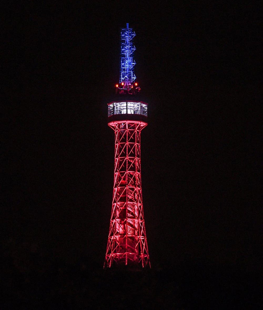 Petrin-Turm in Prag. (Bild: EPA/FILIP SINGER)